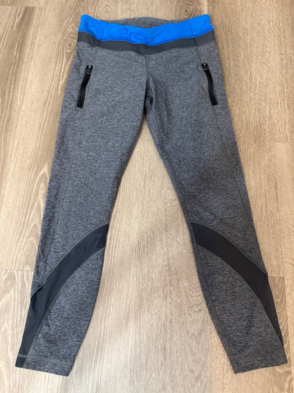 lululemon athletica Grey Ankle Leggings with Blue Waistband